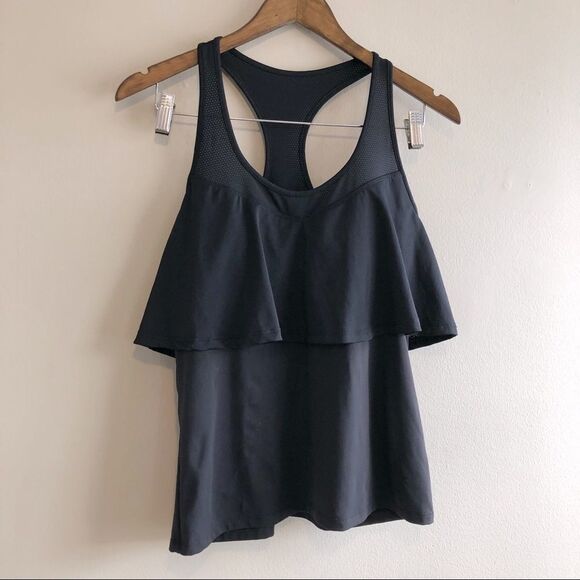 🎃3/$25🎃 Fabletics Ashlynn Racerback Built In Bra Workout Sport Tank Top Black - Picture 1 of 13